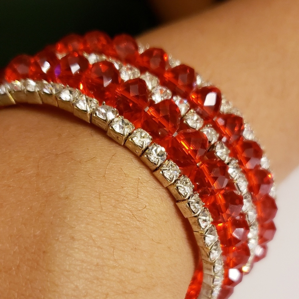 Multi Layer Red Beaded Memory Wire Bangle Bracelet - image 7